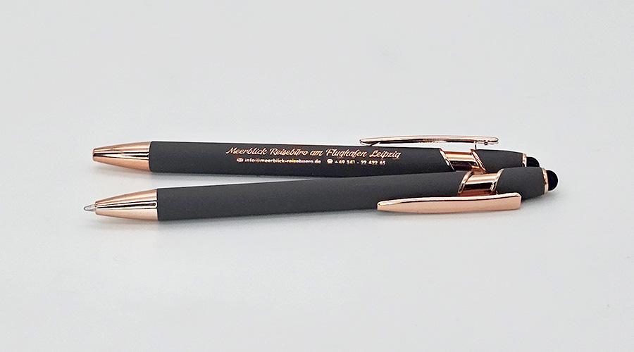 Kugelschreiber für Reisebüros mit Roségold Gravur